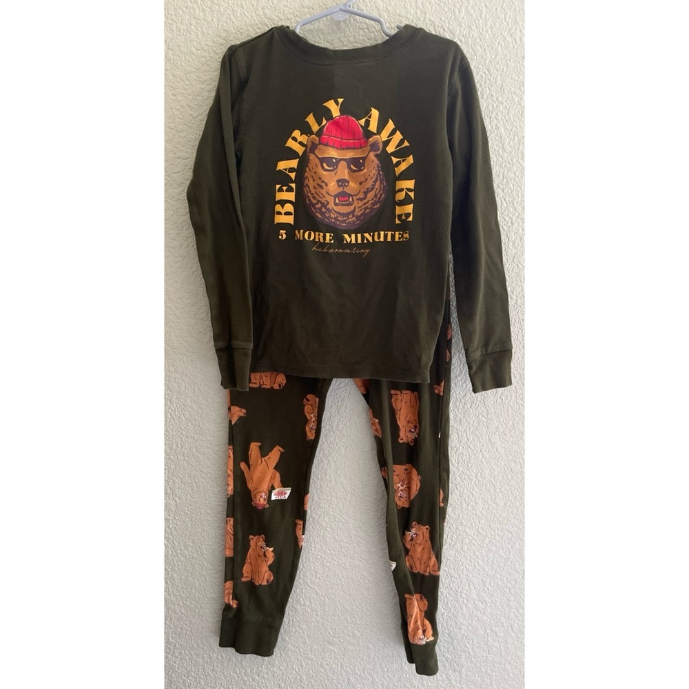 Old Navy Pajamas Unisex Size 8 Set of Two